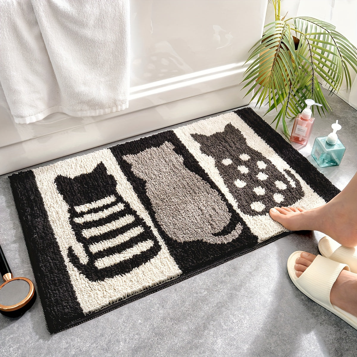 1pc Bathroom Rug Mat, Extra Soft Absorbent Premium Bath Rug Black and White Cat Series, Non-Slip Comfortable Bath Mat for Bathroom Floor, Sink, Bathtub, Shower Room, Christmas Decoration Christmas Gift